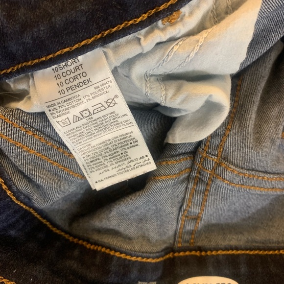 Old Navy Women’s Jeans Rock Star Super Skinny Midrise - Picture 3 of 3